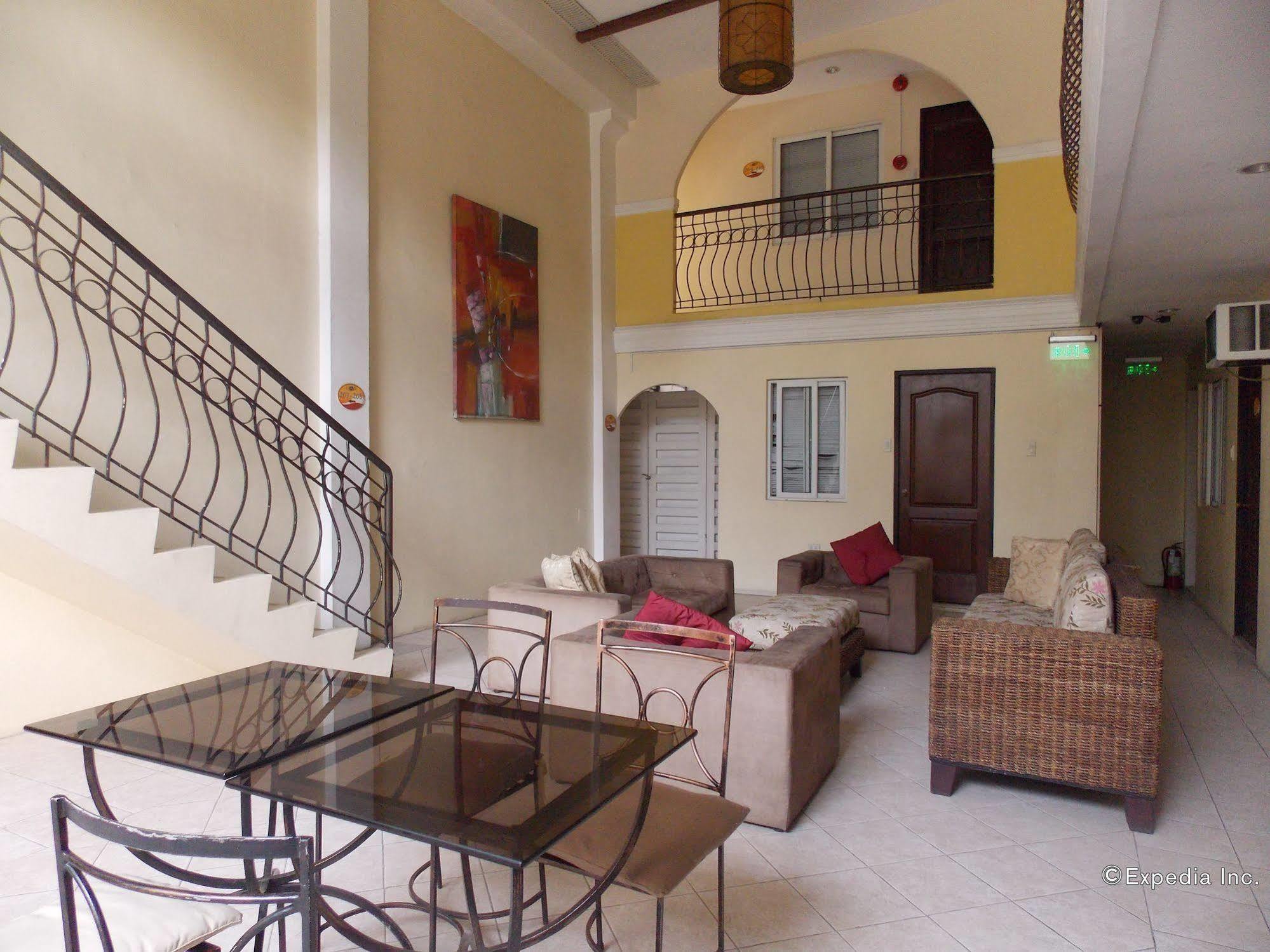 The Suites At Calle Nueva Bacolod Exterior foto